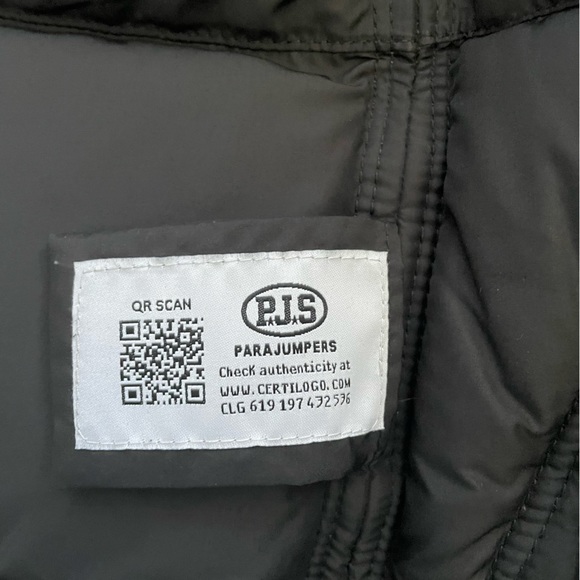 Parajumpers Long Bear Light Winter Coat - Picture 12 of 12